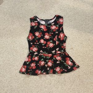 Floral design wet seal top